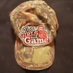 Mossy Oak camo & pink This Girls got game hat
